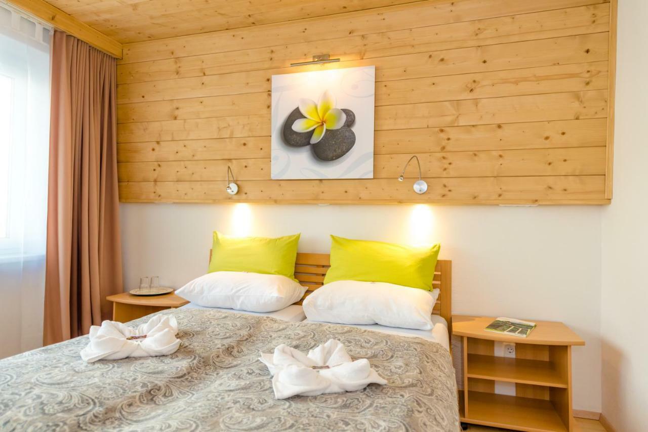 Landpension Birker - Self Check-In Weisskirchen in Steiermark Exterior photo